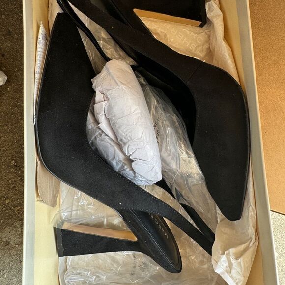 Marc Fisher Women's Scully Pump, Black Suede - Picture 2 of 2